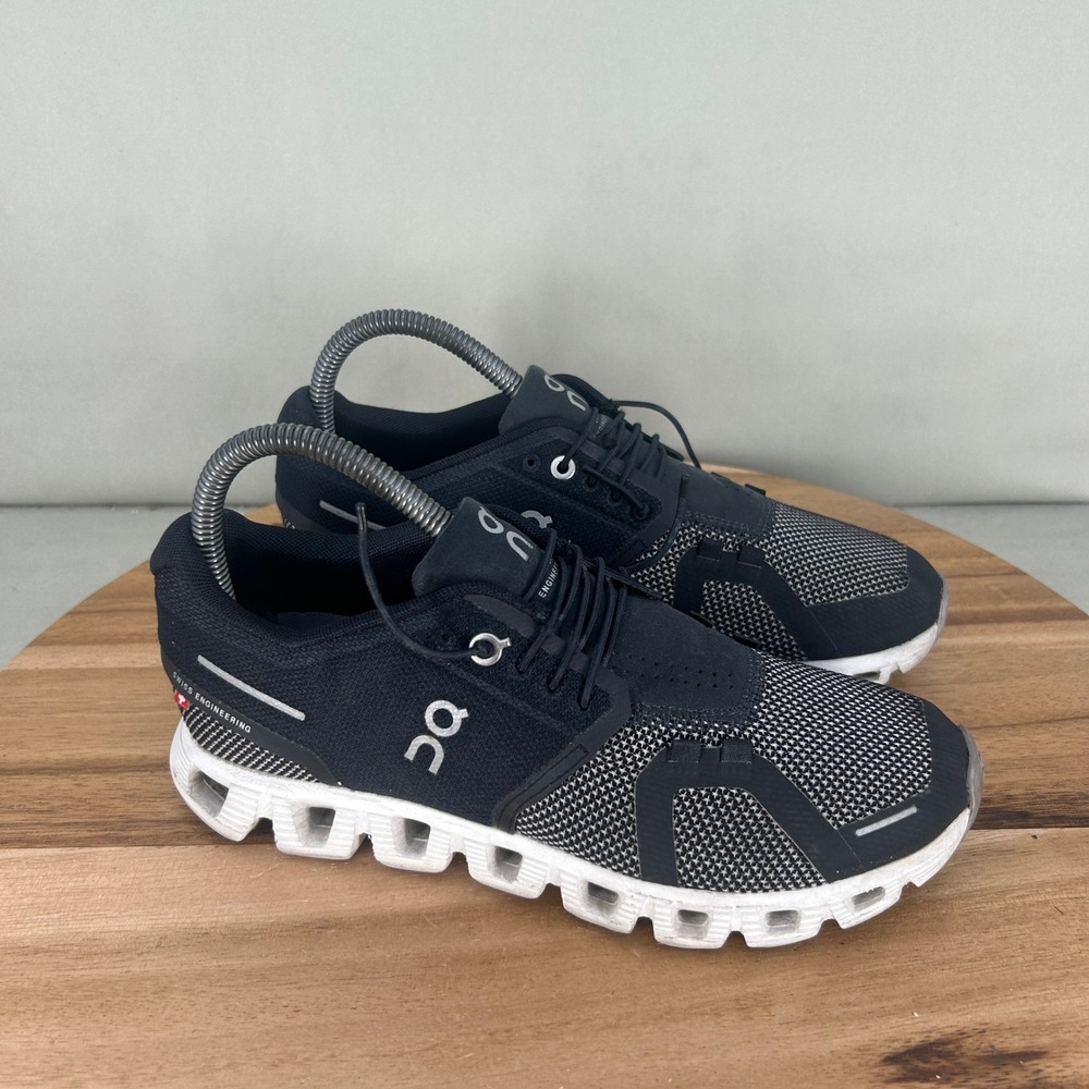 On Cloud 2.0 Womens Running Shoes Black White 79.98846 Size 7